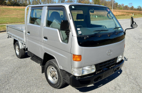 Toyota Dyna Double Truck