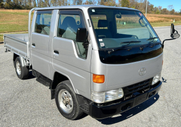 Toyota Dyna Double Truck